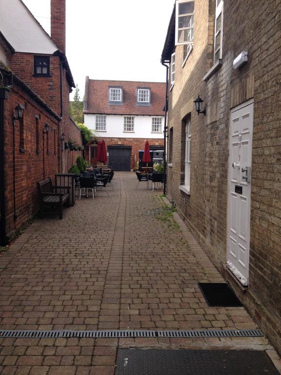 Templars Hotel And Restaurant Baldock Exterior foto